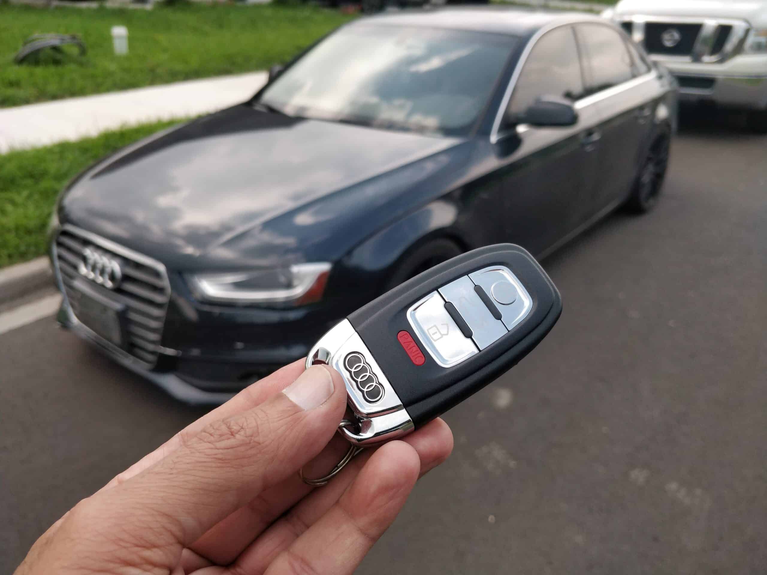 Audi smart key cut and programmed on-site in River Canard by Canadian Locksmiths.